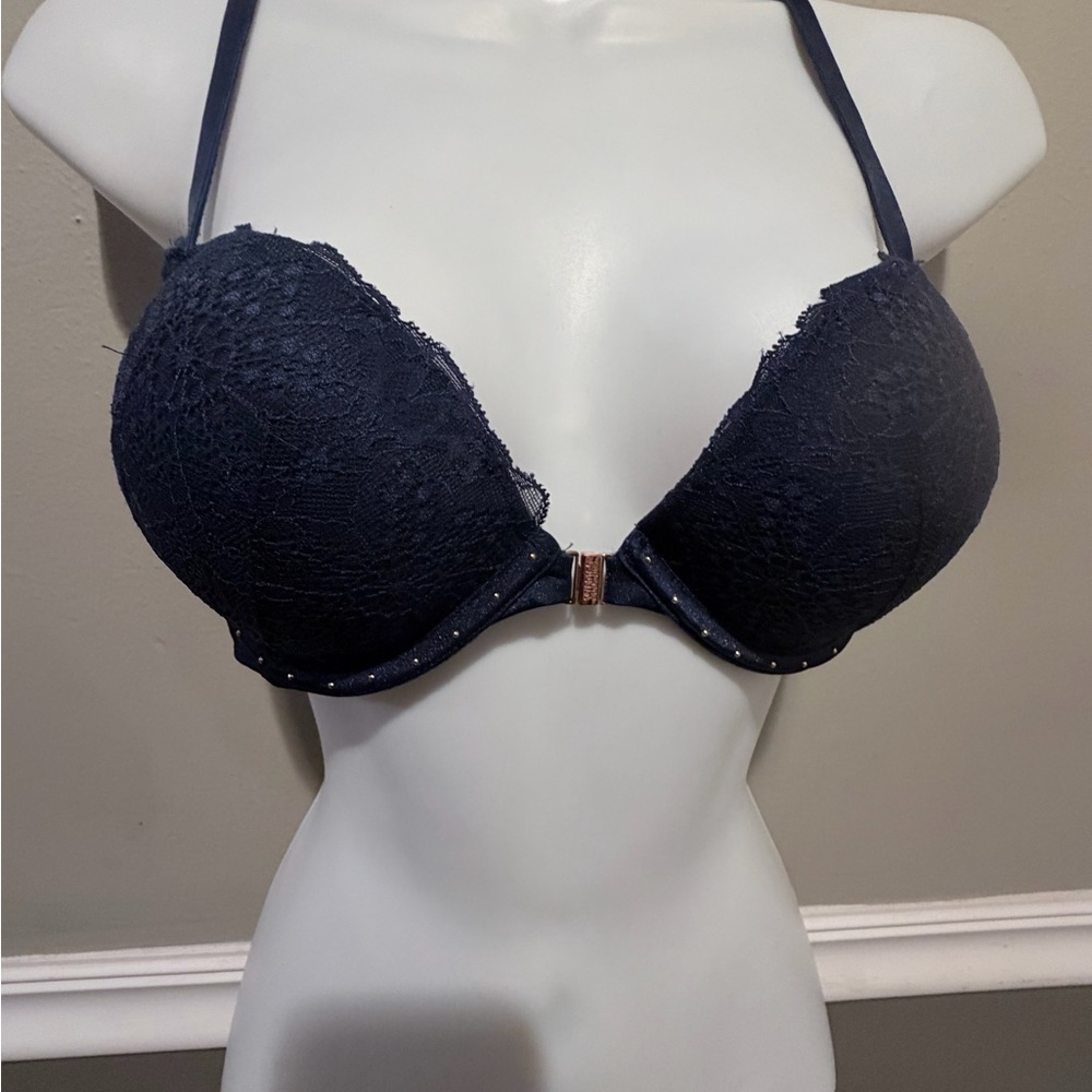 PINK Victoria's Secret Navy Lace Bra
